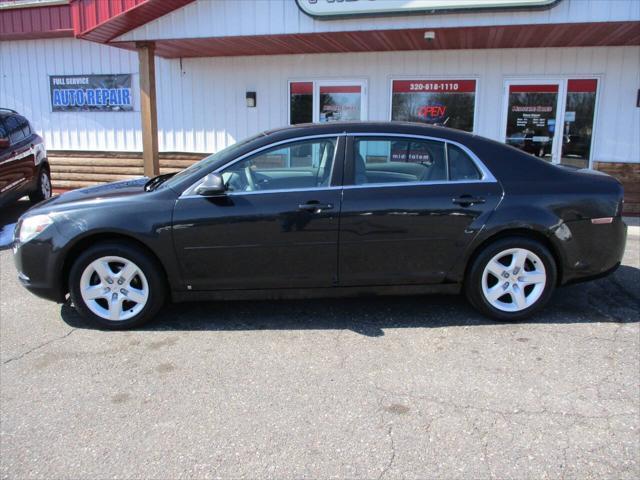 used 2009 Chevrolet Malibu car, priced at $3,395
