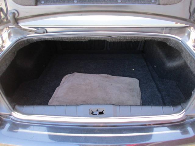 used 2009 Chevrolet Malibu car, priced at $3,395