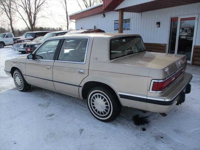 used 1993 Dodge Dynasty car, priced at $4,999