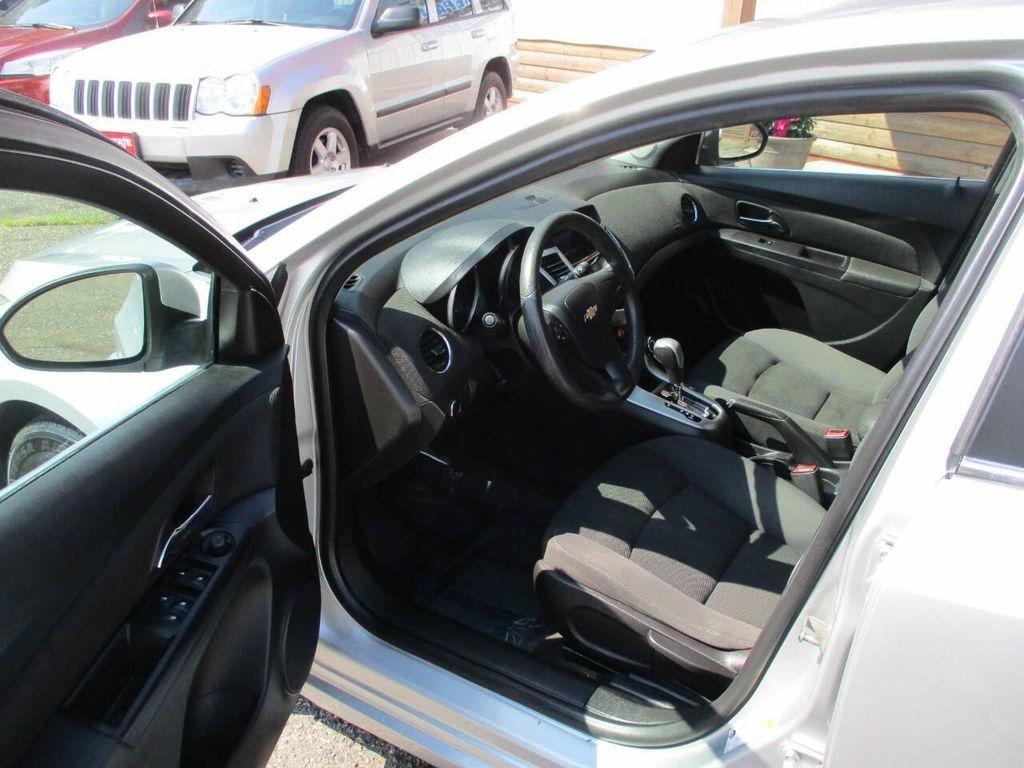 used 2014 Chevrolet Cruze car, priced at $5,995