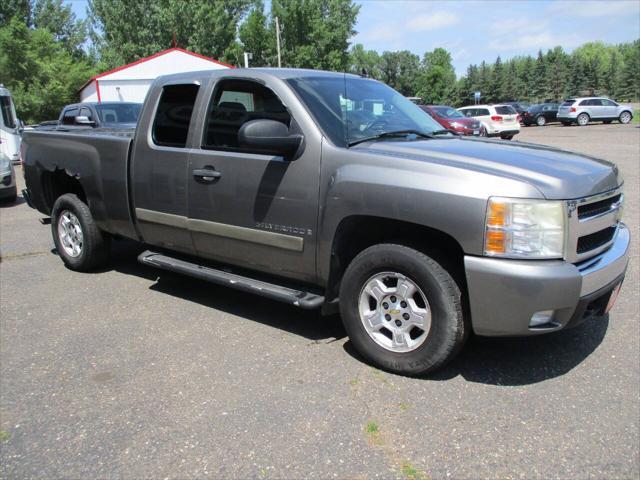 used 2007 Chevrolet Silverado 1500 car, priced at $3,795