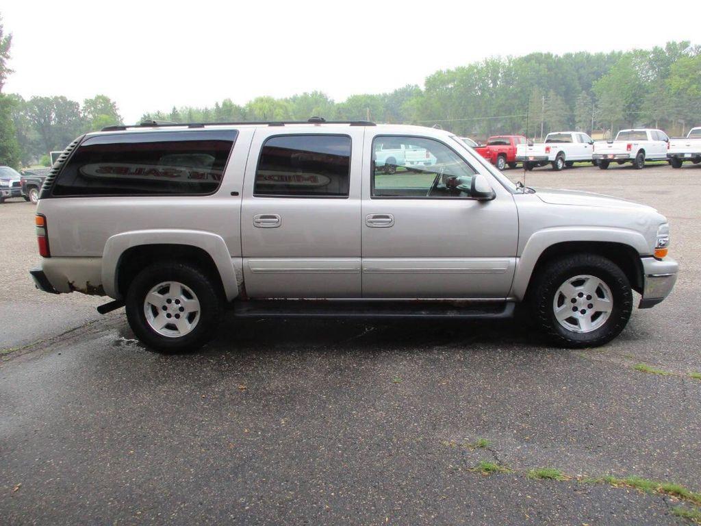 used 2004 Chevrolet Suburban car, priced at $3,999