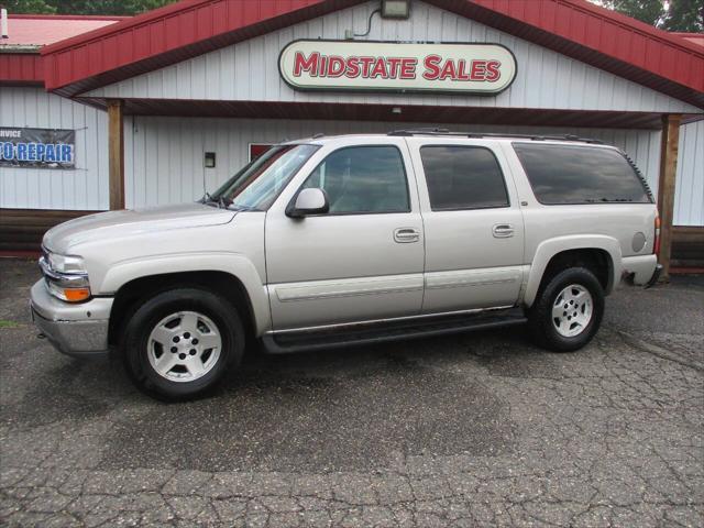 used 2004 Chevrolet Suburban car, priced at $3,999