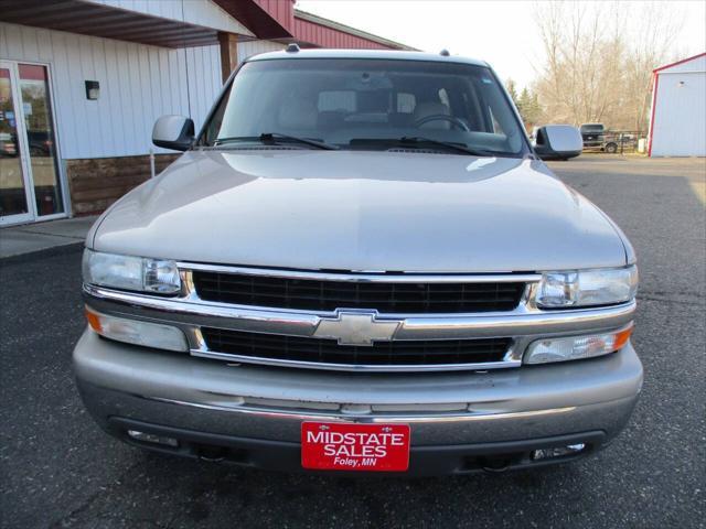 used 2004 Chevrolet Suburban car, priced at $4,995