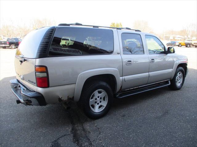 used 2004 Chevrolet Suburban car, priced at $4,995
