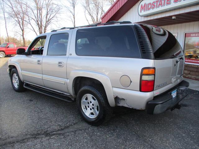 used 2004 Chevrolet Suburban car, priced at $4,995