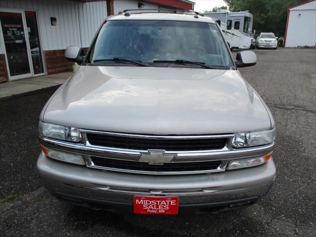 used 2004 Chevrolet Suburban car, priced at $3,999