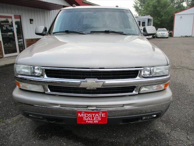 used 2004 Chevrolet Suburban car, priced at $3,999