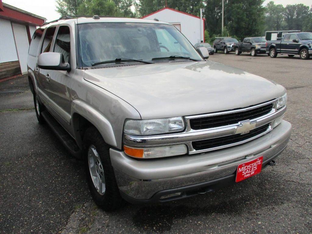 used 2004 Chevrolet Suburban car, priced at $3,999