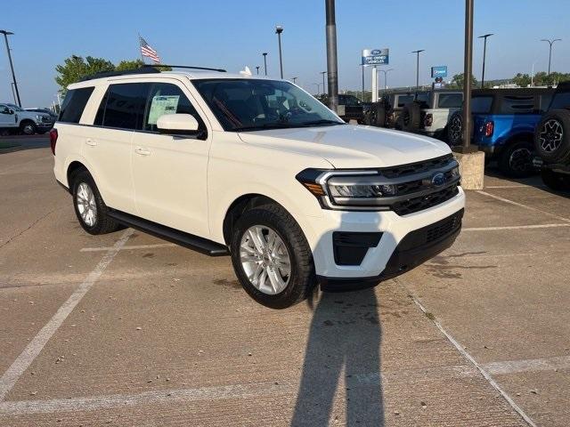 new 2024 Ford Expedition car, priced at $62,776