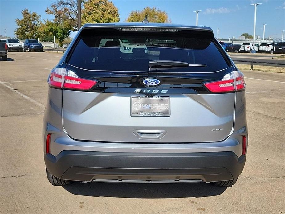 new 2024 Ford Edge car, priced at $30,852