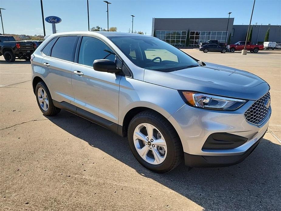 new 2024 Ford Edge car, priced at $30,852