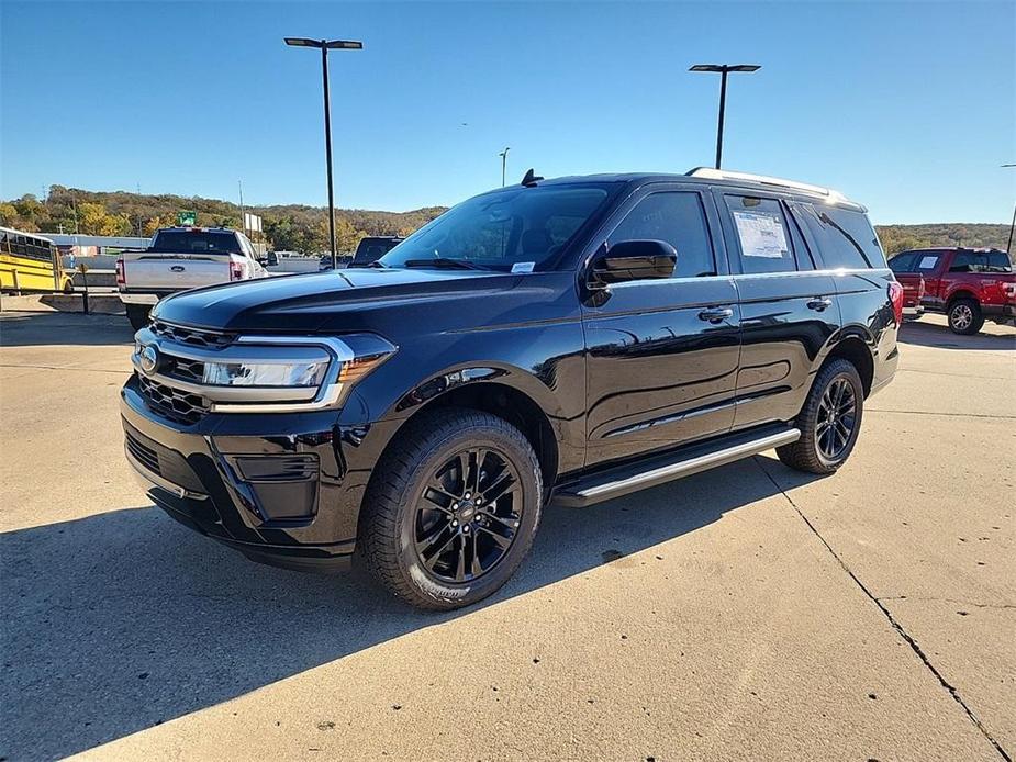 new 2024 Ford Expedition car, priced at $60,891