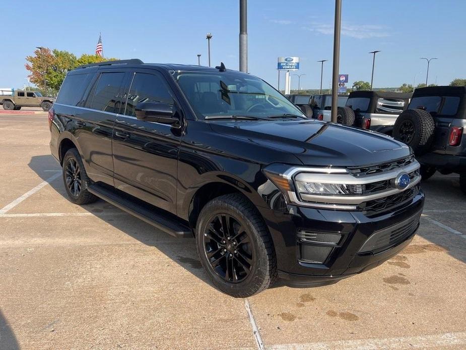 new 2024 Ford Expedition car, priced at $61,599