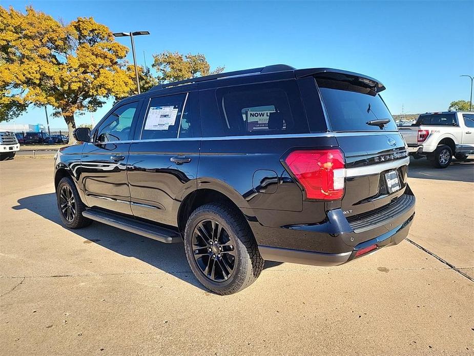 new 2024 Ford Expedition car, priced at $60,891