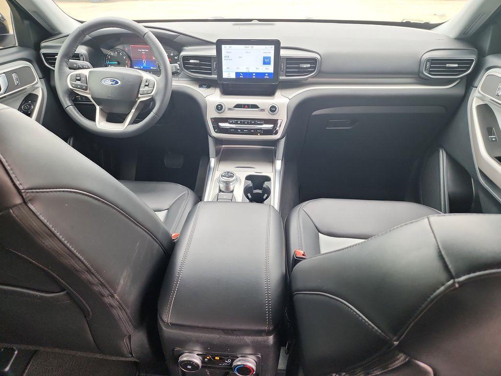 used 2024 Ford Explorer car, priced at $38,995