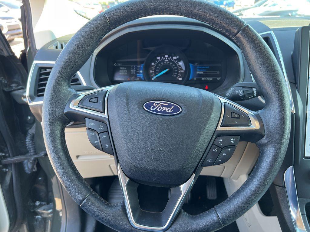 used 2022 Ford Edge car, priced at $25,795
