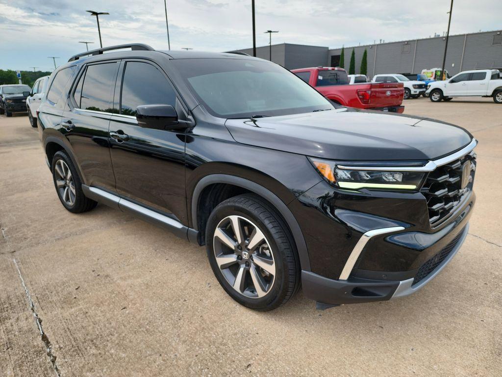 used 2023 Honda Pilot car, priced at $40,995