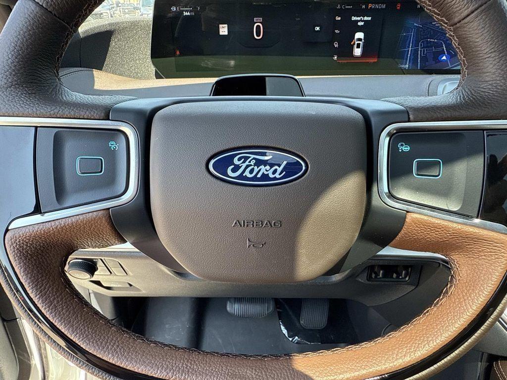 new 2025 Ford Expedition Max car, priced at $86,350