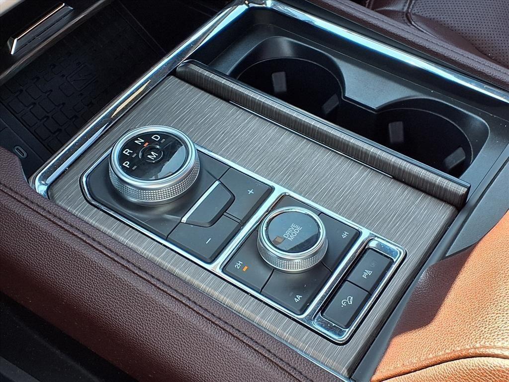 used 2024 Ford Expedition car, priced at $47,454