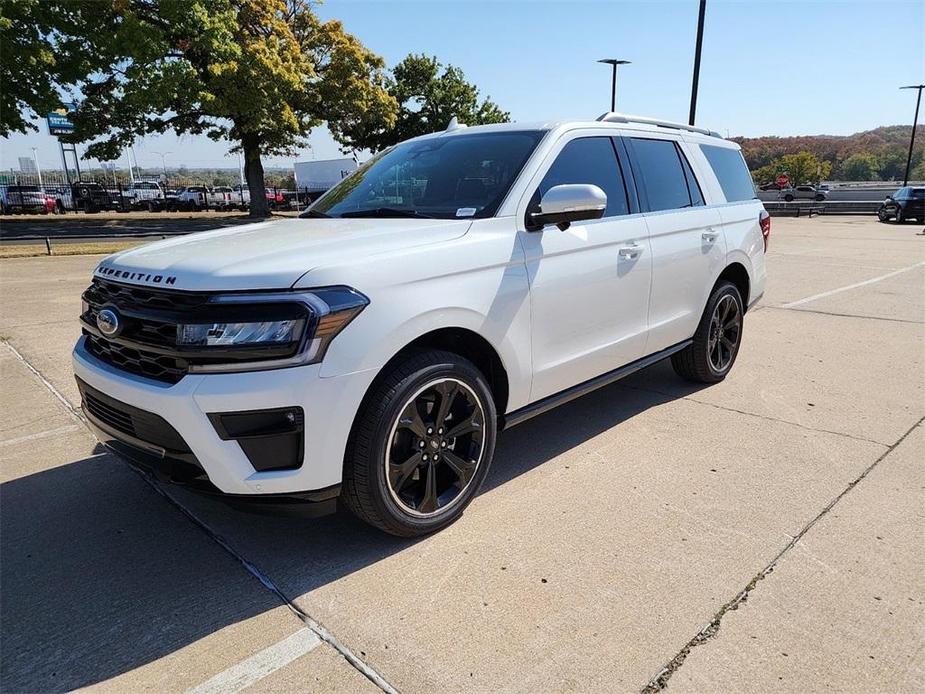 new 2024 Ford Expedition car, priced at $72,147