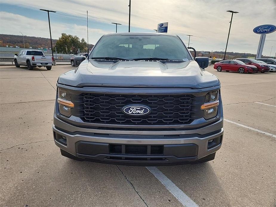 new 2024 Ford F-150 car, priced at $40,445