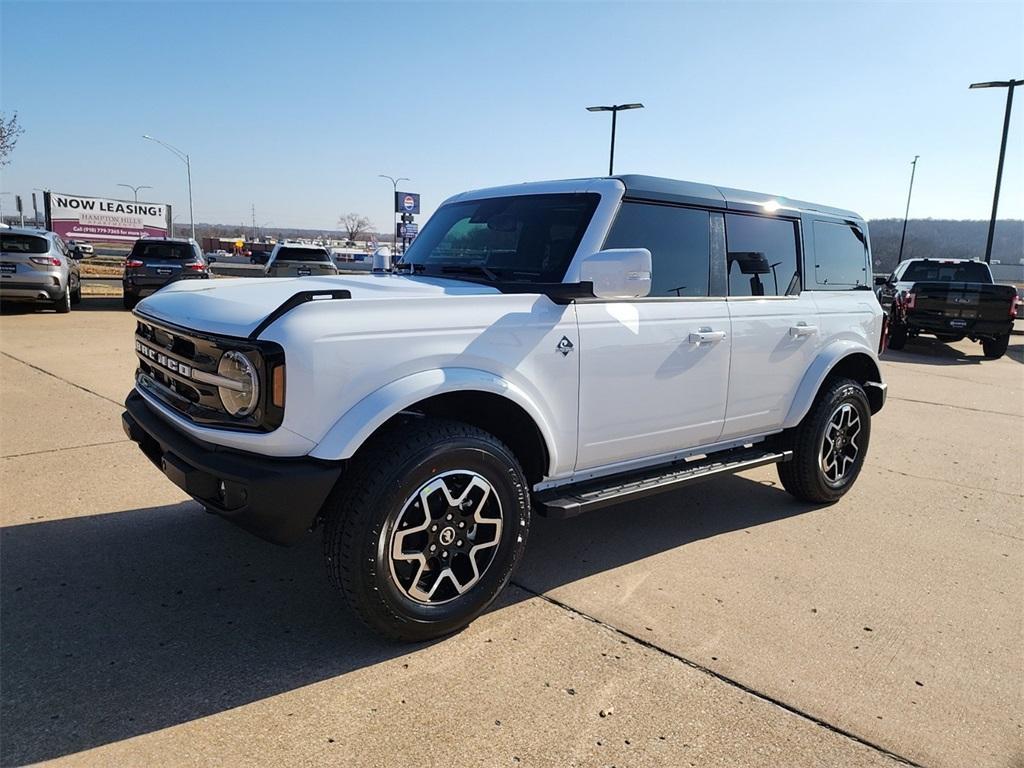 new 2024 Ford Bronco car, priced at $53,486