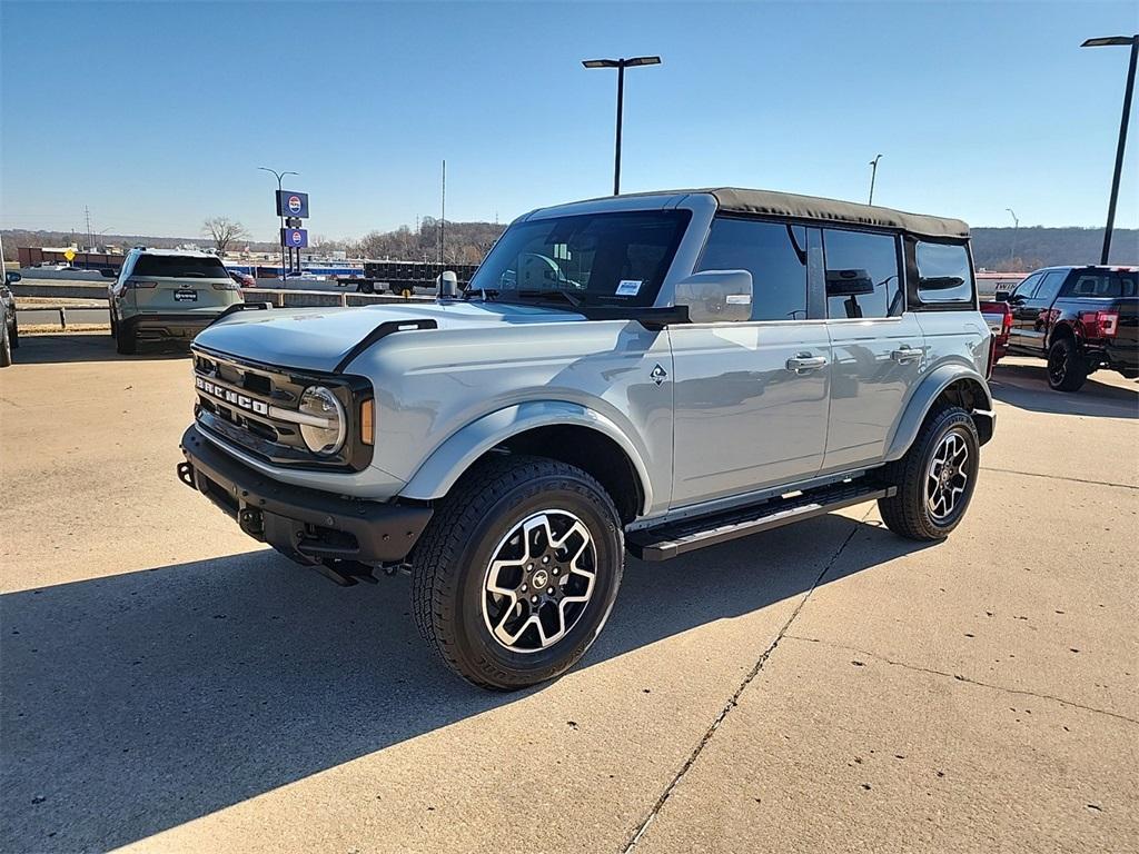 new 2024 Ford Bronco car, priced at $51,635