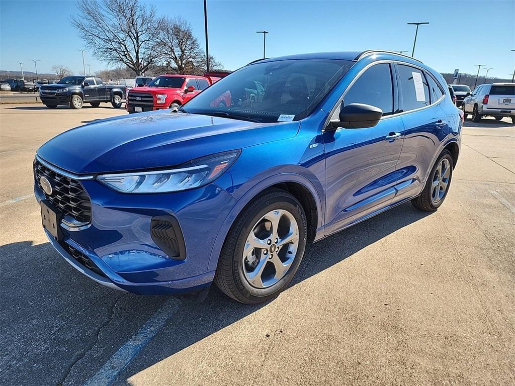 used 2023 Ford Escape car, priced at $25,995