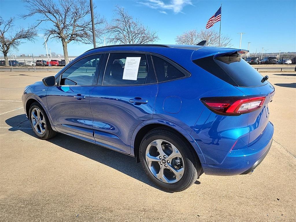 used 2023 Ford Escape car, priced at $25,995