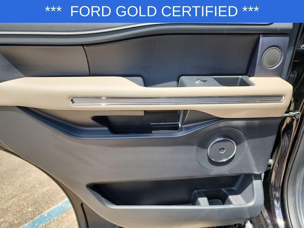 used 2024 Ford Expedition car, priced at $59,921