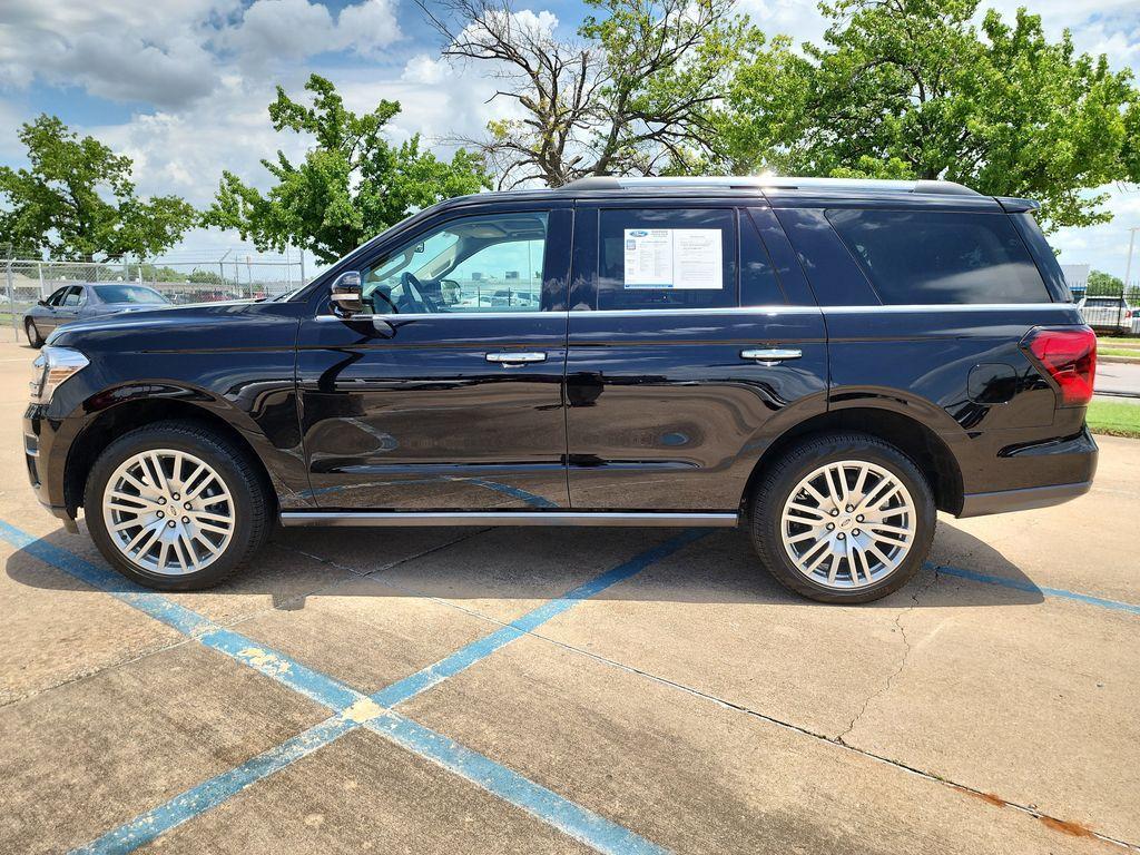 used 2024 Ford Expedition car, priced at $60,995