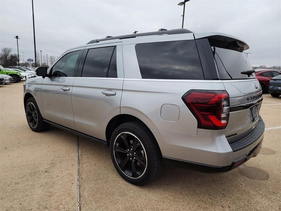 new 2024 Ford Expedition car, priced at $71,886