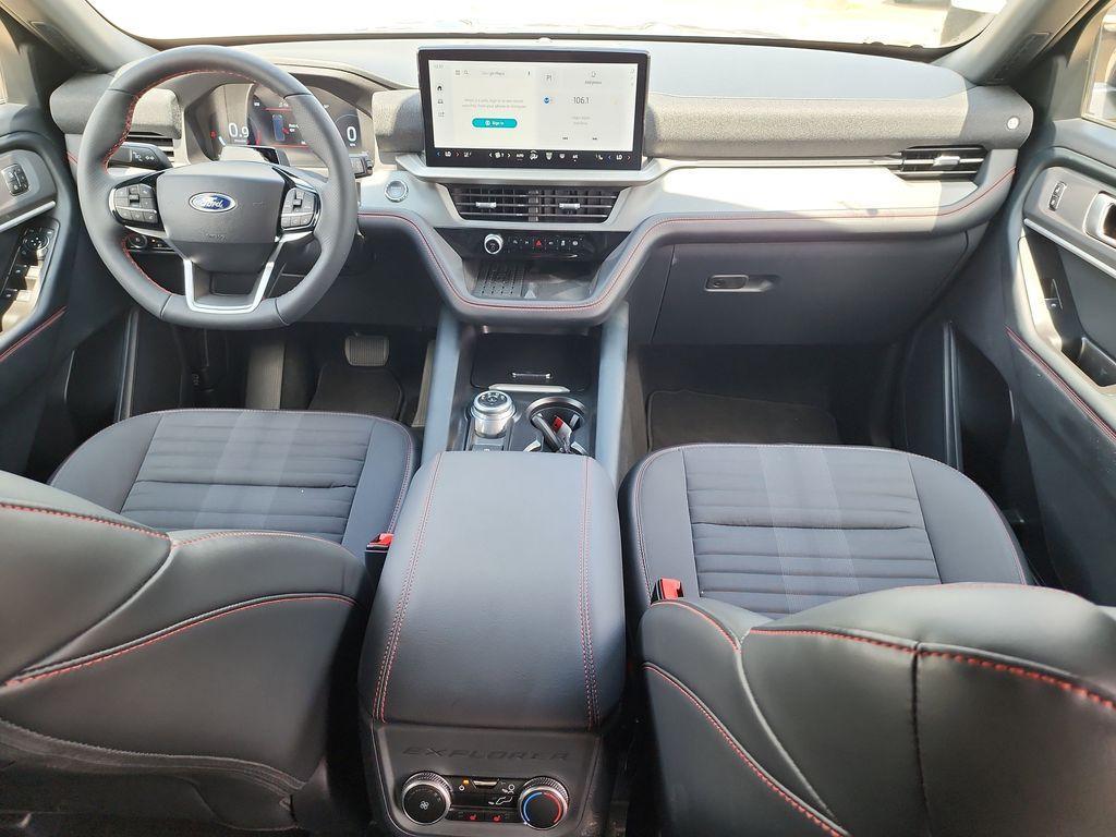 new 2025 Ford Explorer car, priced at $47,220