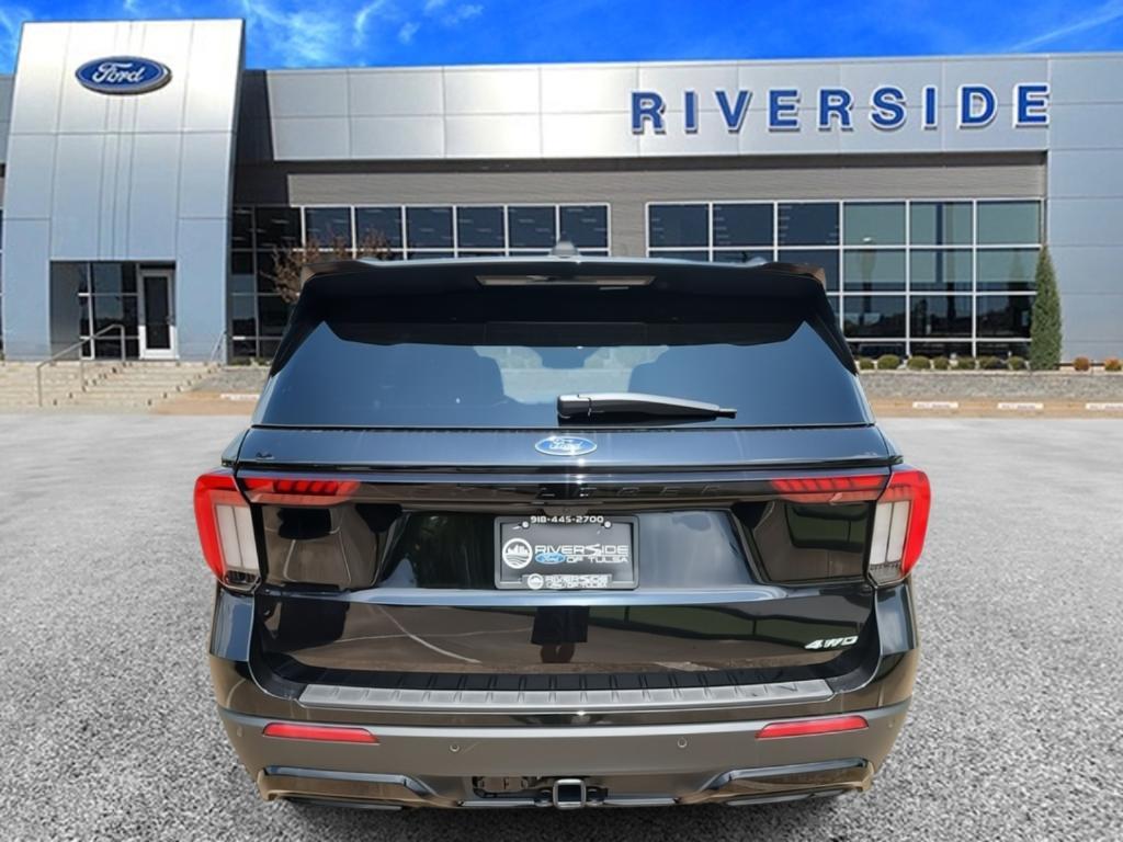 new 2025 Ford Explorer car, priced at $47,220