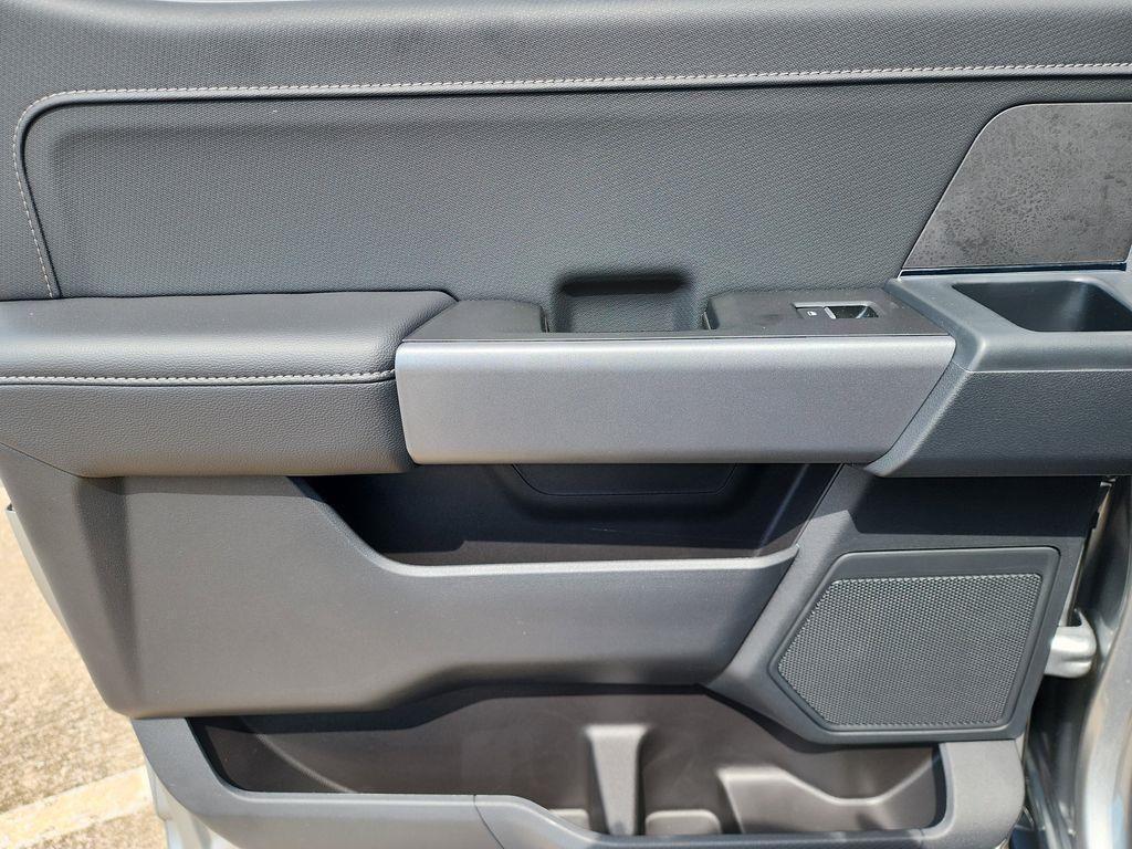 new 2025 Ford Explorer car, priced at $43,705