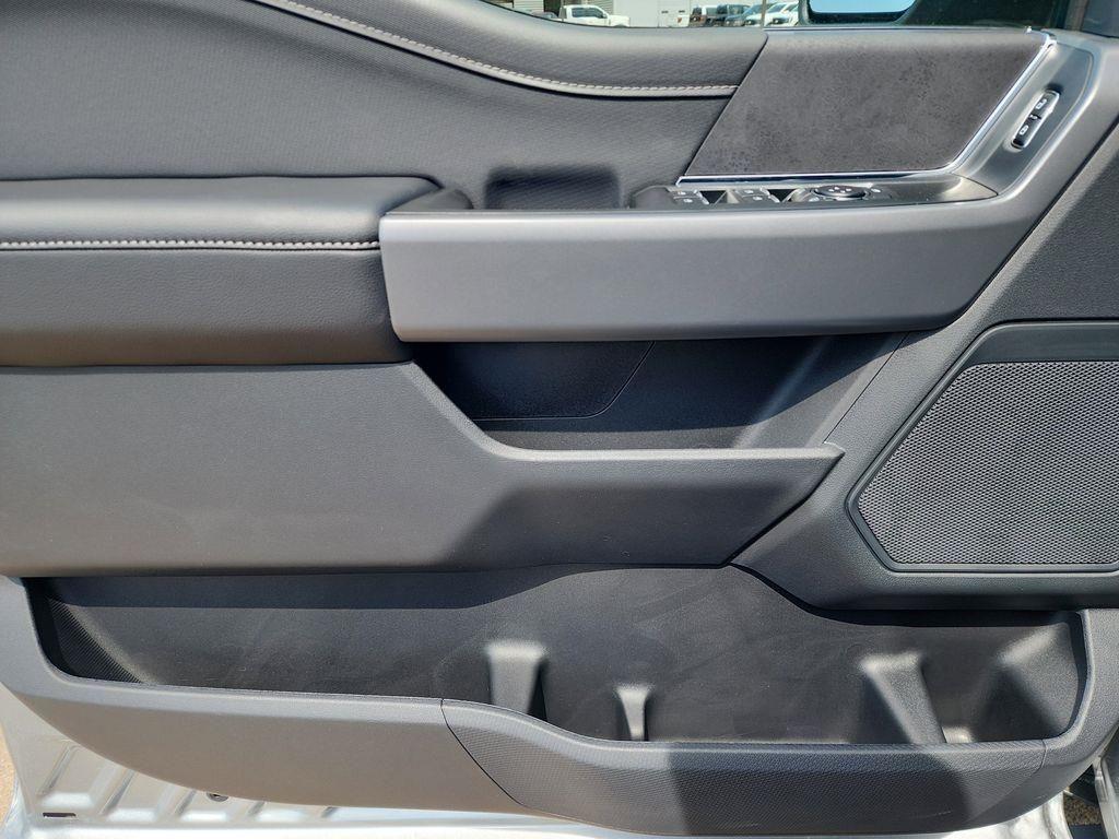new 2025 Ford Explorer car, priced at $43,705