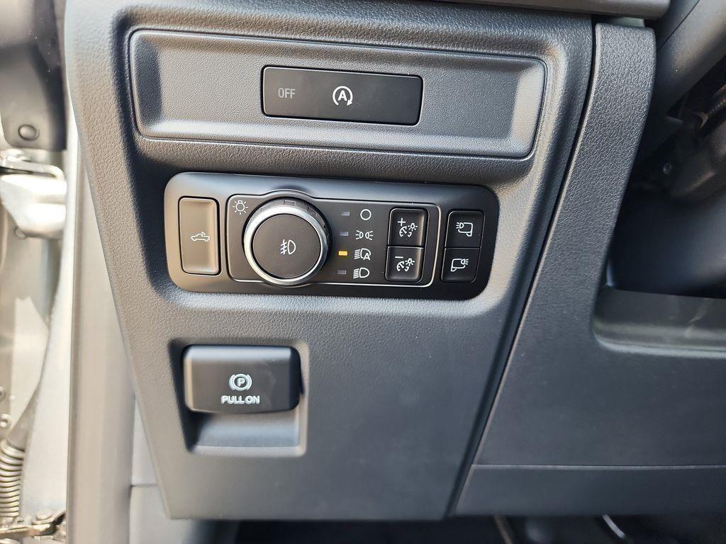 new 2025 Ford Explorer car, priced at $43,705