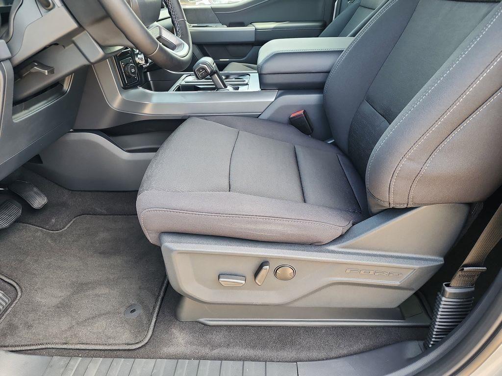 new 2025 Ford Explorer car, priced at $43,705