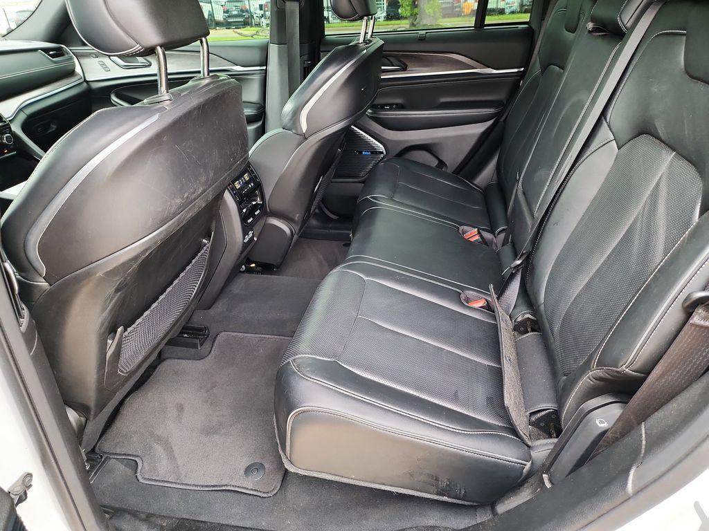 used 2022 Jeep Grand Cherokee car, priced at $35,995