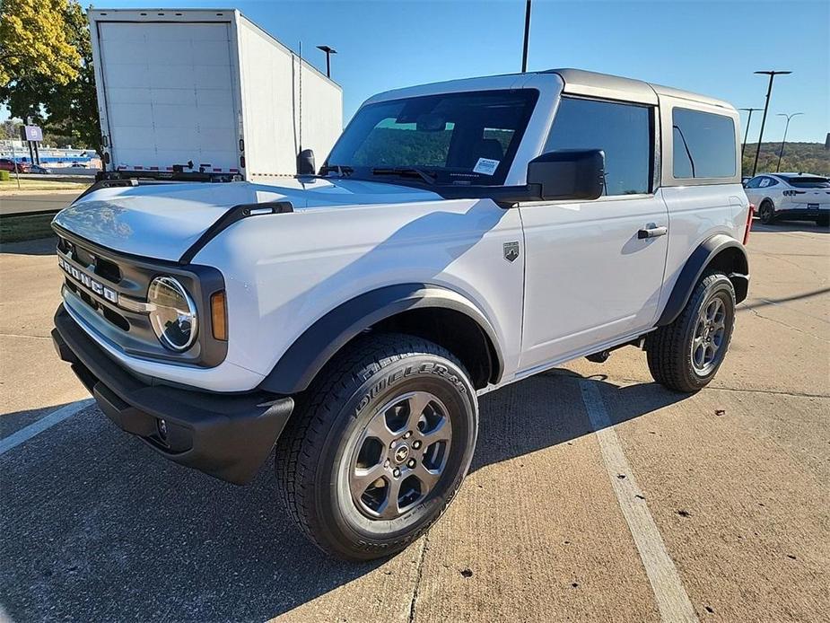 new 2024 Ford Bronco car, priced at $41,913