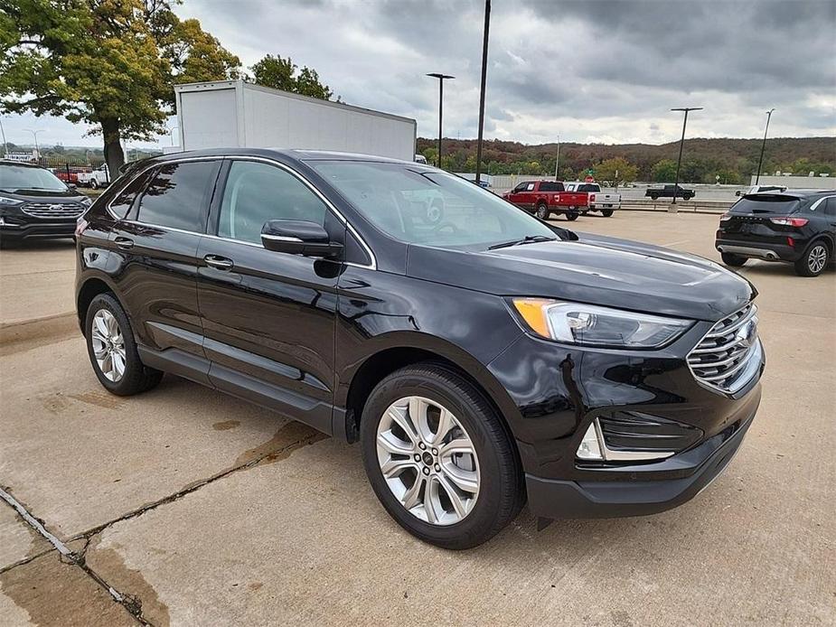 used 2024 Ford Edge car, priced at $32,499