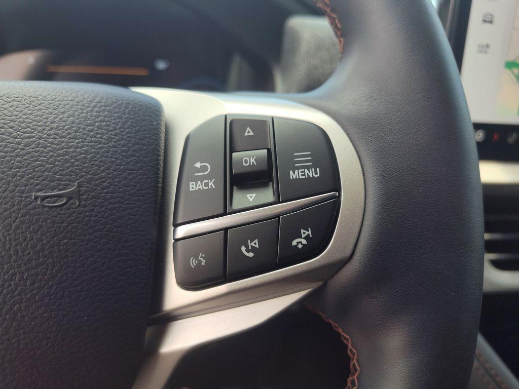 new 2025 Ford Explorer car, priced at $39,450