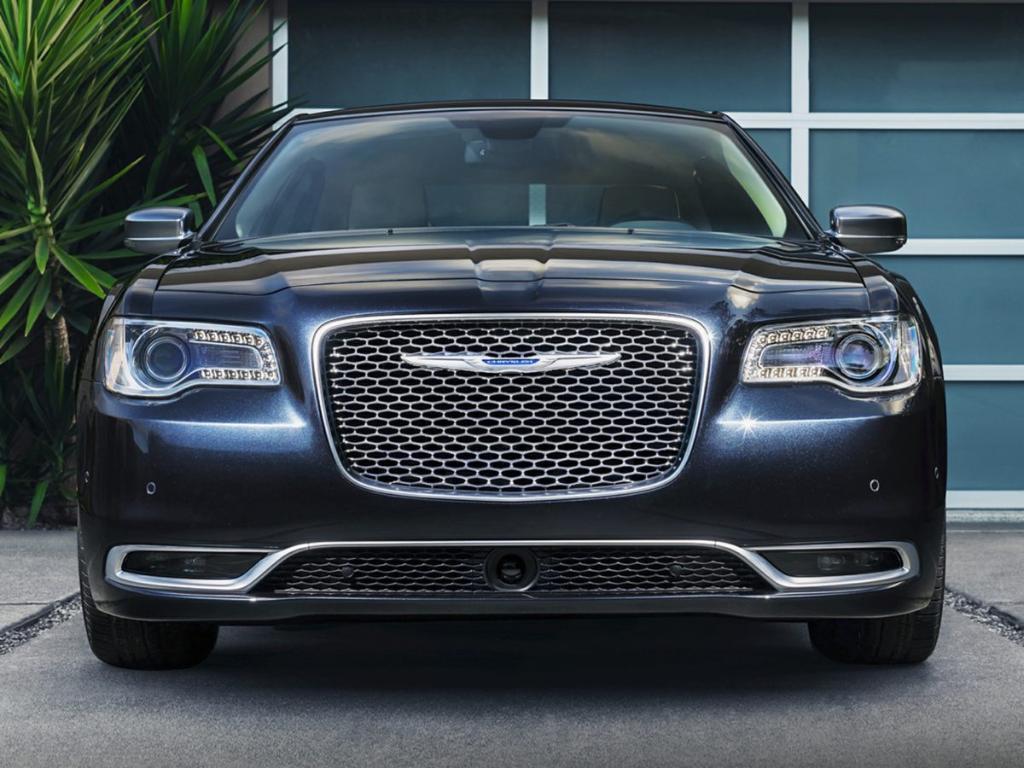 used 2016 Chrysler 300C car