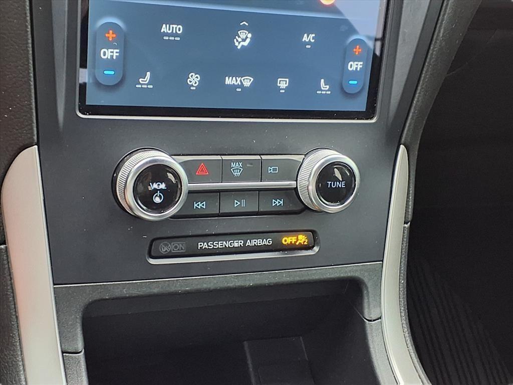 used 2024 Ford Edge car, priced at $24,673