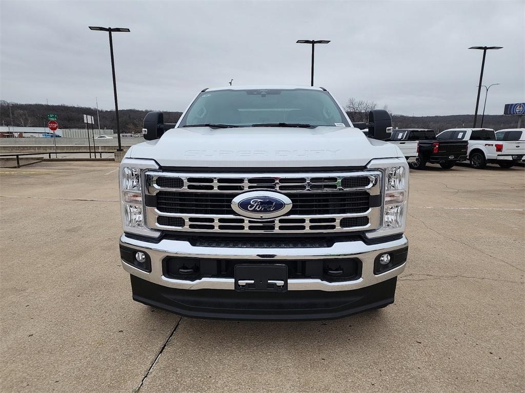 new 2024 Ford F-250 car, priced at $55,652