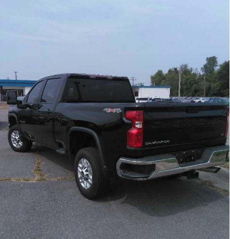 used 2024 Chevrolet Silverado 2500 car, priced at $50,942