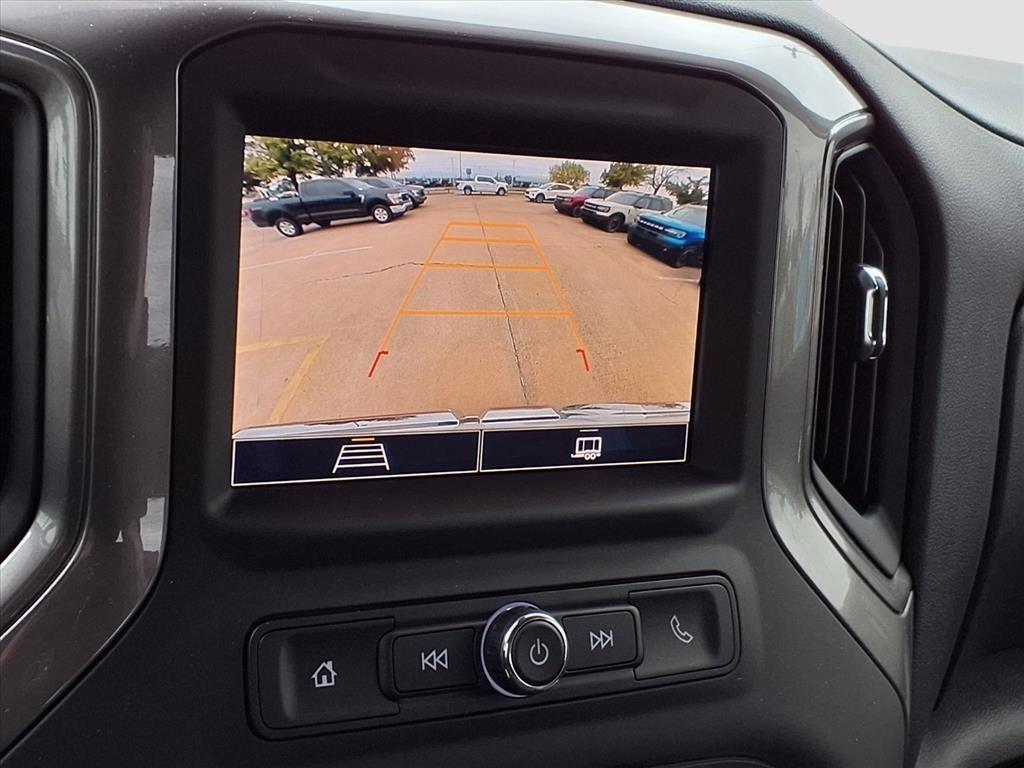 used 2025 GMC Sierra 1500 car, priced at $31,995