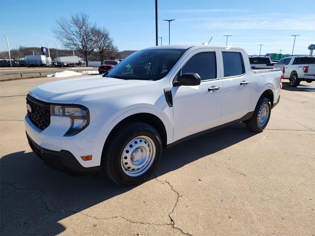 new 2025 Ford Maverick car, priced at $30,695