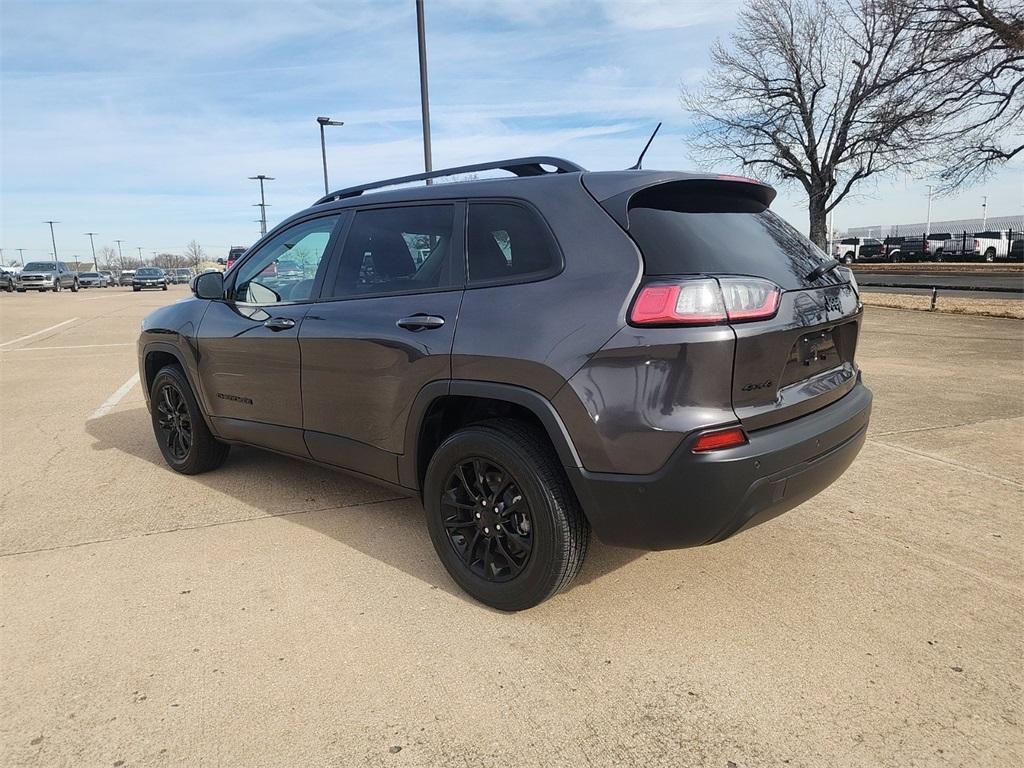 used 2023 Jeep Cherokee car, priced at $24,995